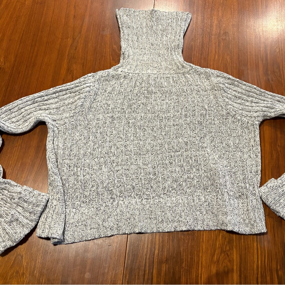 Free People Heathered Gray Turtleneck Sweater
